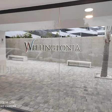 Apartamento En La Costa Estepona